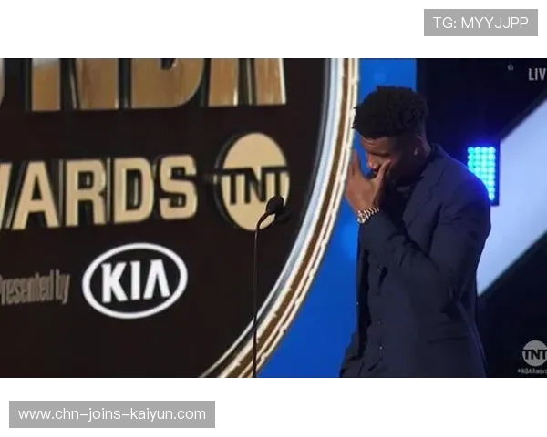 字母哥赛后落泪，背后原因令人动容